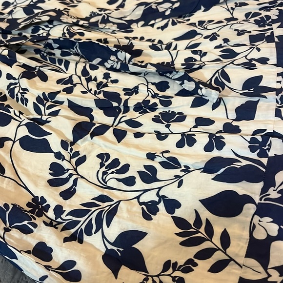 100% Cotton F.L.P. Blue And White Floral Sleeveless Dress - Picture 2 of 10